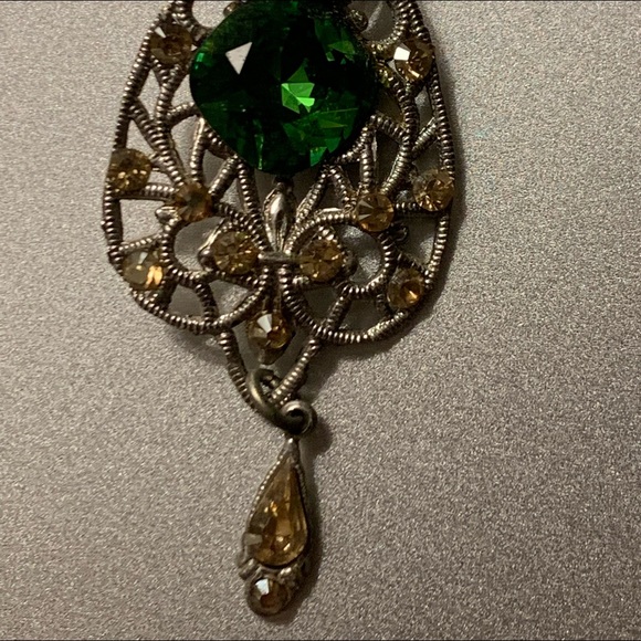 Earrings ( I have 2 identical pair) - Picture 5 of 7